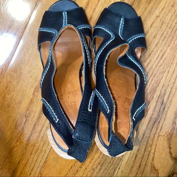 LANVIN PARIS BLACK LEATHER WOOD PLATFORM HEELED SANDALS SIZE 7 - Picture 5 of 11